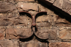 UD-Mauerbefestigung