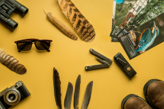 Flatlay-Vogelweg-Wanderung