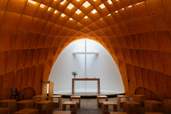 GG-04-Autobahnkirche-Wilnsdorf-Altar