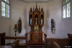 In-der-Kirche-Anja