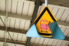 AE-Zahn-der-Zeit-Schild-x-vk-