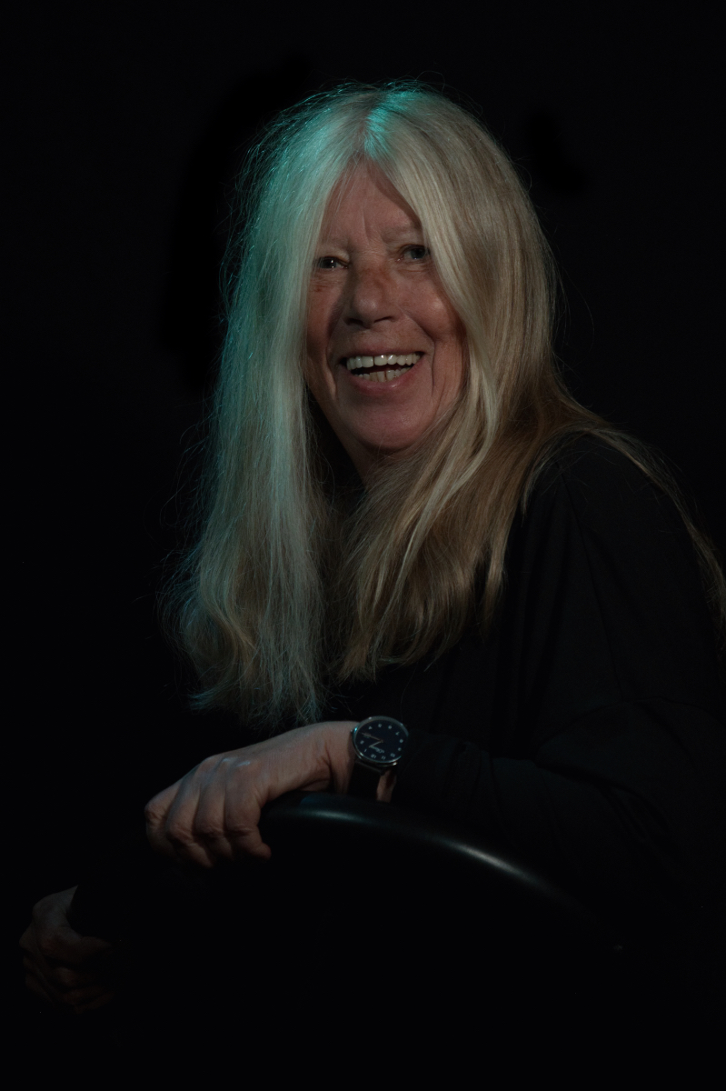 AHAU_Portrai-von-anita2_Das-Lachen
